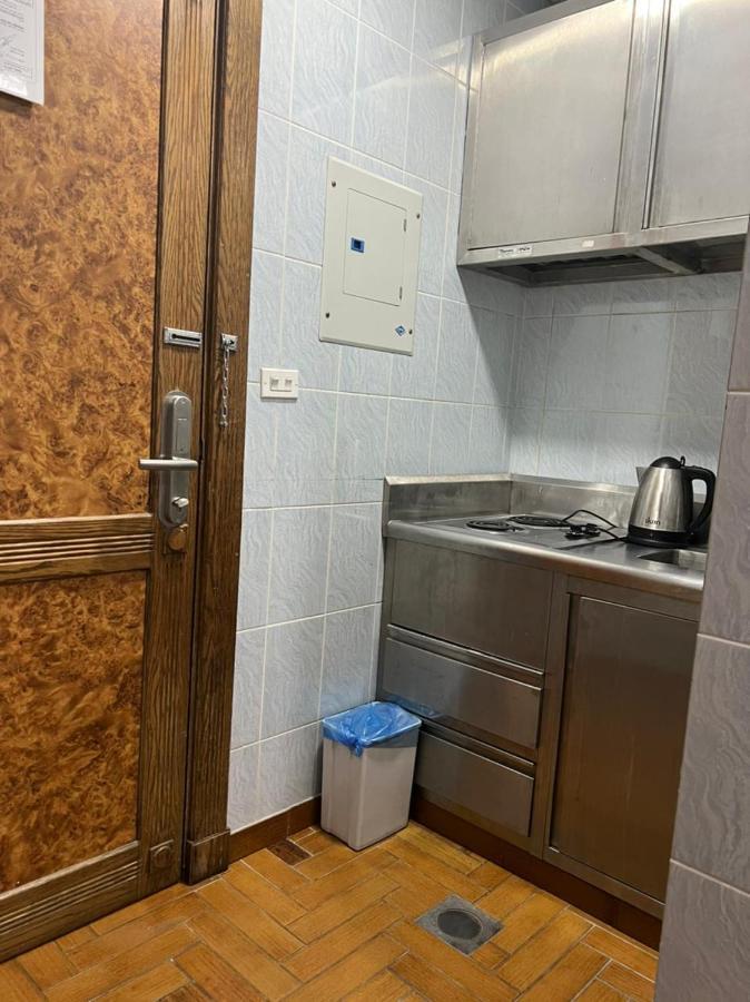 曼苏尔广场酒店式公寓 达曼 外观 照片